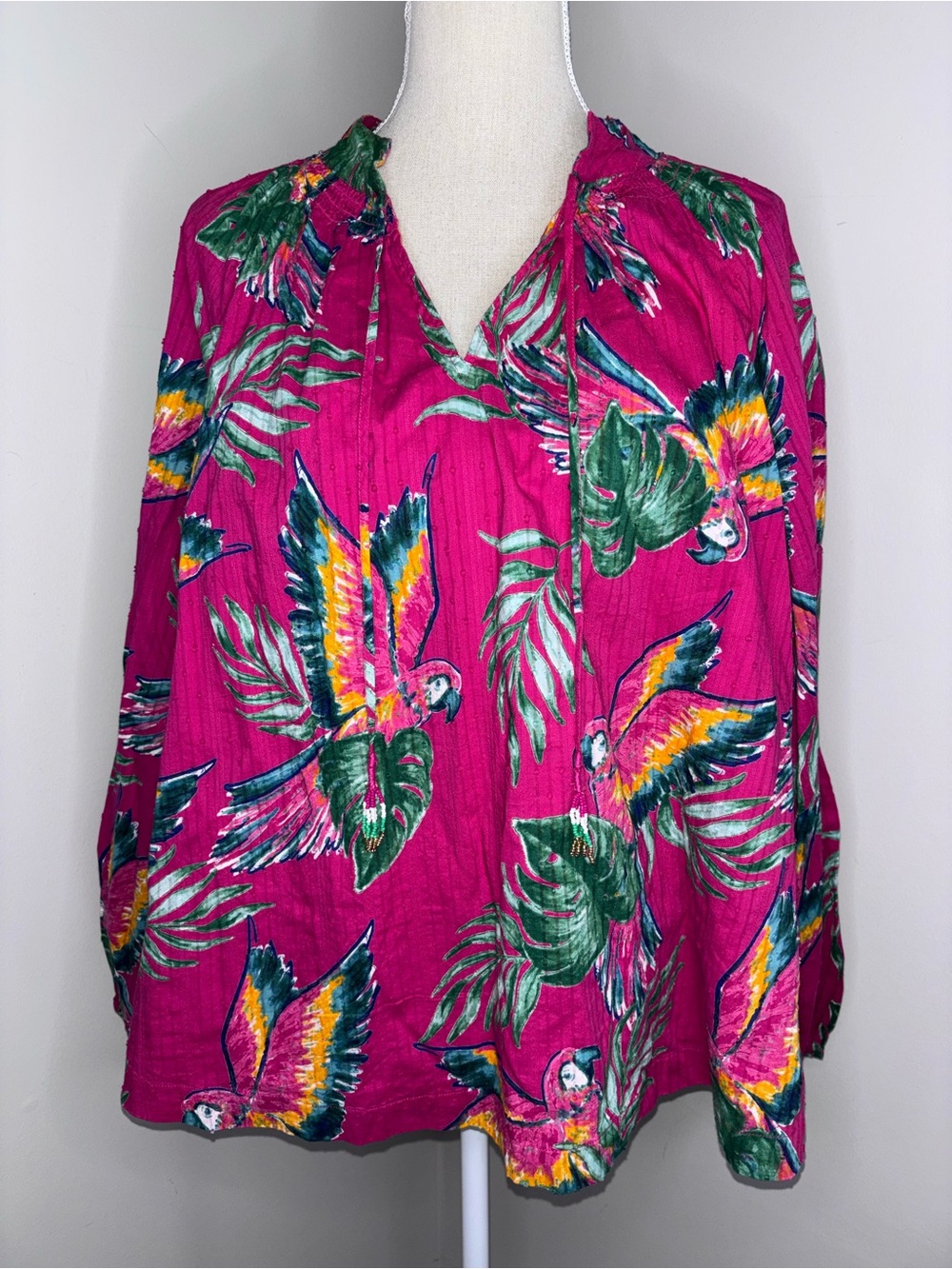 Crown & Ivy hot pink tropical print parrots textured peasant blouse size 1X